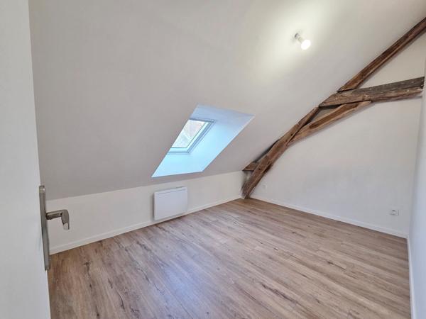 Appartement Neuf de 49 m2 , 3 pièces à MAYET