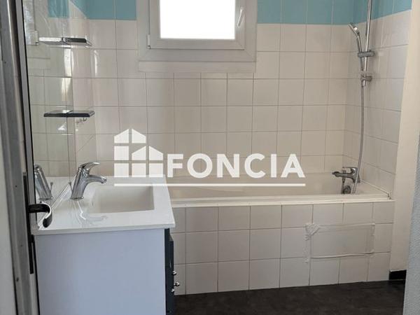 À vendre Appartement 4 pièces 80.84 m² - Pont-saint-esprit 30130