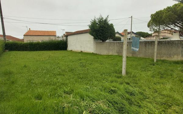 Maison à vendre    3 pièces •  Port-des-Barques