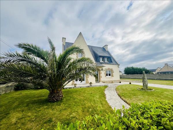 Maison à vendre |  Ploudalmézeau |  6 pièces | 136 m²