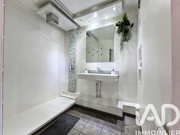 Appartement à vendre 4 pièces 93 m² Puteaux