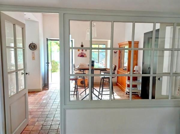 LAVAL – MAISON DE CARACTÈRE DE 240 M² AVEC JARDIN ARBORÉ DE 1 180 M², À DEUX PAS DU CENTRE-VILLE