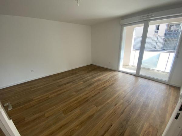 A LOUER : T2 à LILLE • rue de Bailleul - Wazemmes • 690 € CC • Réf. G545-B04