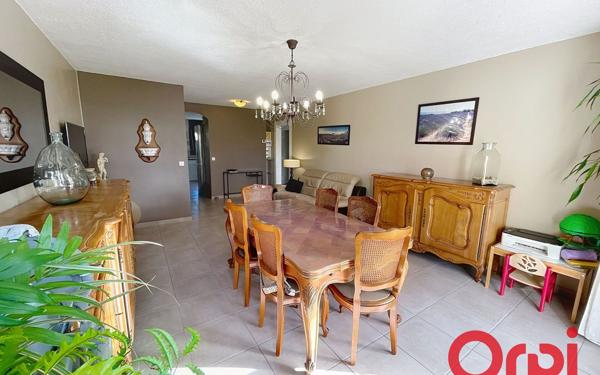 Appartement à vendre    3 pièces • 72 m2 Marseille 11