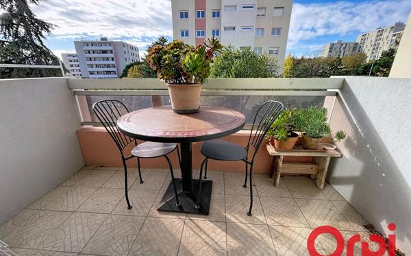 Appartement à vendre    3 pièces • 72 m2 Marseille 11