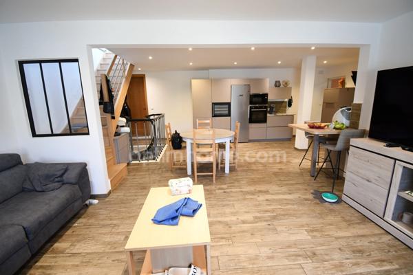 MAISON 130m2 + 125M2 A EXPLOITER - 2 GARAGES + 70M2 - IDEALE GRANDE FAMILLE, INVESTISSEURS, ARTISANS, COMMERCANTS