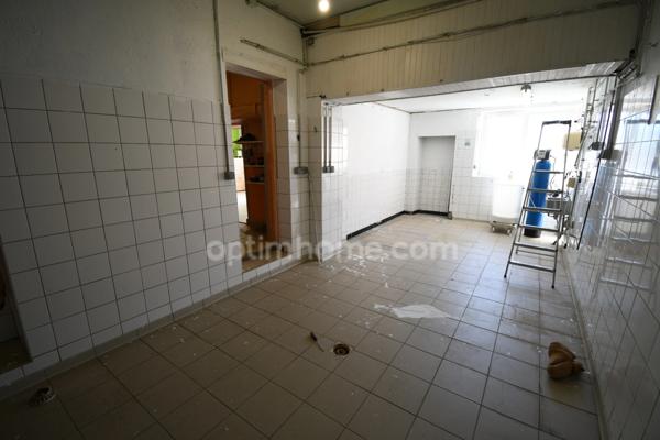 MAISON 130m2 + 125M2 A EXPLOITER - 2 GARAGES + 70M2 - IDEALE GRANDE FAMILLE, INVESTISSEURS, ARTISANS, COMMERCANTS