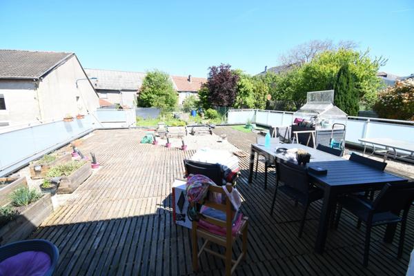 MAISON 130m2 + 125M2 A EXPLOITER - 2 GARAGES + 70M2 - IDEALE GRANDE FAMILLE, INVESTISSEURS, ARTISANS, COMMERCANTS