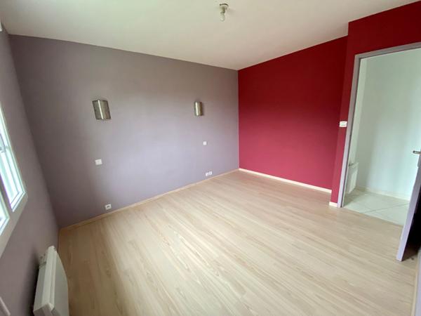 PAVILLON PLAIN PIED - 4 CHAMBRES - 114 m² - MEUBLEE