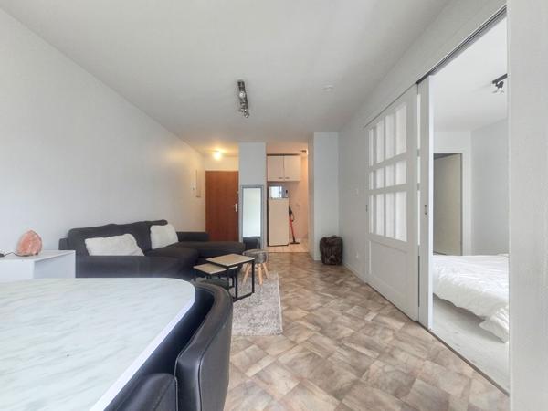 Appartement T2 lumineux avec extérieur et stationnement – Angers Quartier Madeleine