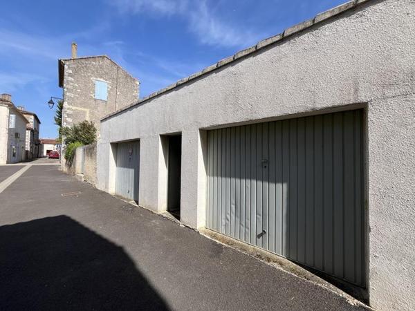 Maison à vendre 96 624 € Valence-sur-Baïse 3 p 75 m² DPE D