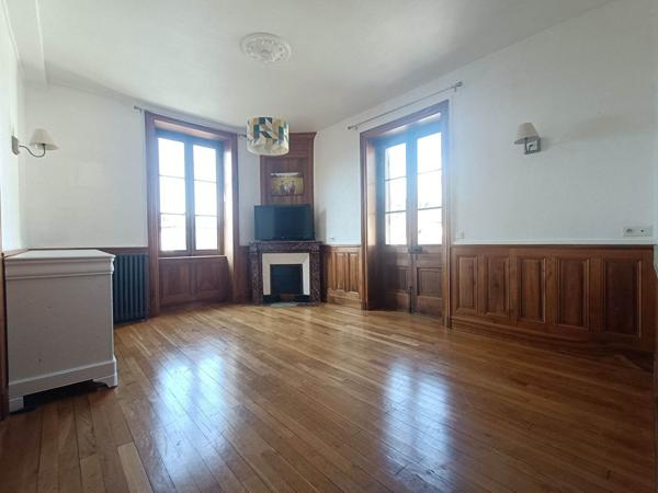 Maison 3 chambres 115 m2,  jardinet et garage