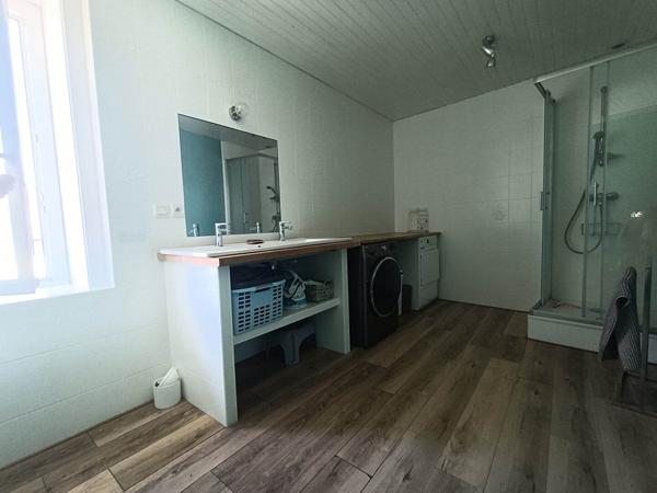 Maison 3 chambres 115 m2,  jardinet et garage