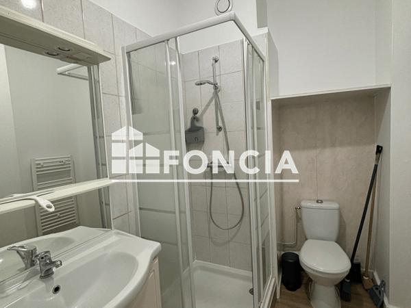 Location Studio meublé 18 m² - 28 RUE DES VIEUX GRENIERS Cholet 49300