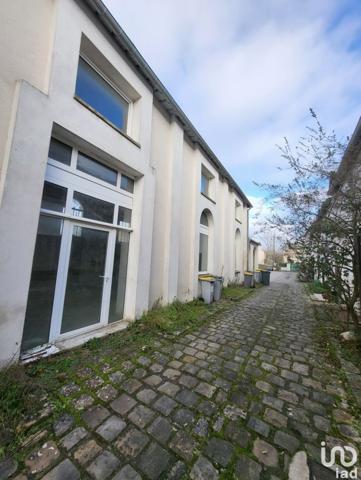 Local d’activité à vendre 300 m² Nemours