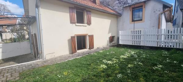 APPARTEMENT/MAISON MITOYENNE  - 1 CHAMBRE -BEL EXTERIEUR