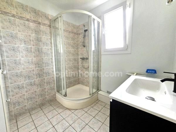 🏡 Maison familiale de 100 m² — 4 chambres & Jardin de 550 m² à LA COURONNE (16)
