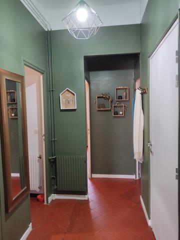 NARBONNE Proche Avenue Gambetta grand F3 en bon état de 72.12 m²
