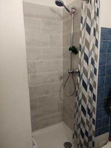 NARBONNE Proche Avenue Gambetta grand F3 en bon état de 72.12 m²