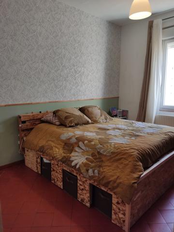 NARBONNE Proche Avenue Gambetta grand F3 en bon état de 72.12 m²