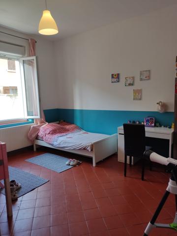 NARBONNE Proche Avenue Gambetta grand F3 en bon état de 72.12 m²