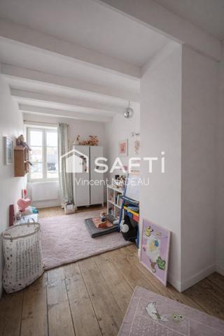 Maison en pierre - 5 pièces - 145m²