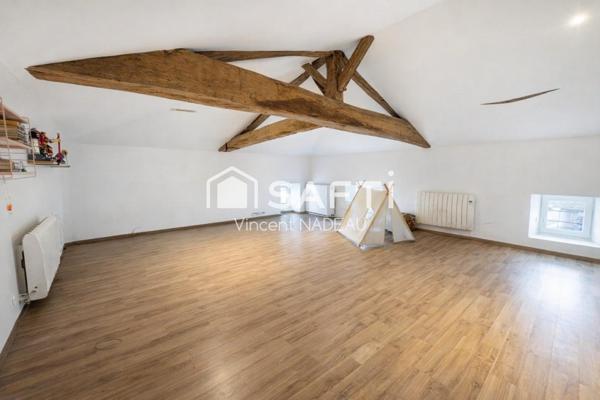 Maison en pierre - 5 pièces - 145m²