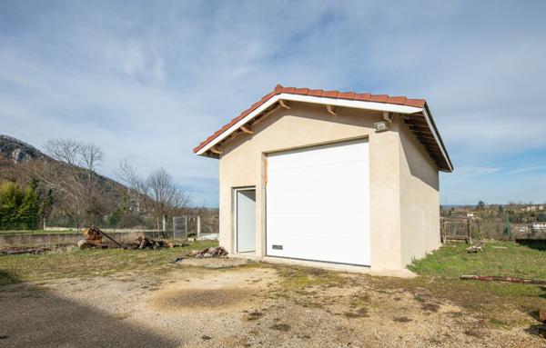 MAISON 3 CHAMBRES AVEC SOUS SOL COMPLET - ST NAZAIRE EN ROYANS