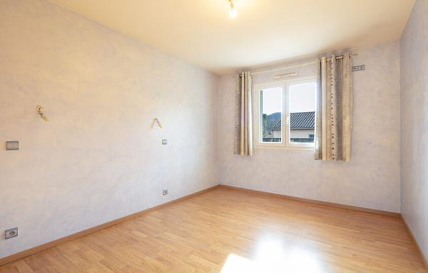 MAISON 3 CHAMBRES AVEC SOUS SOL COMPLET - ST NAZAIRE EN ROYANS