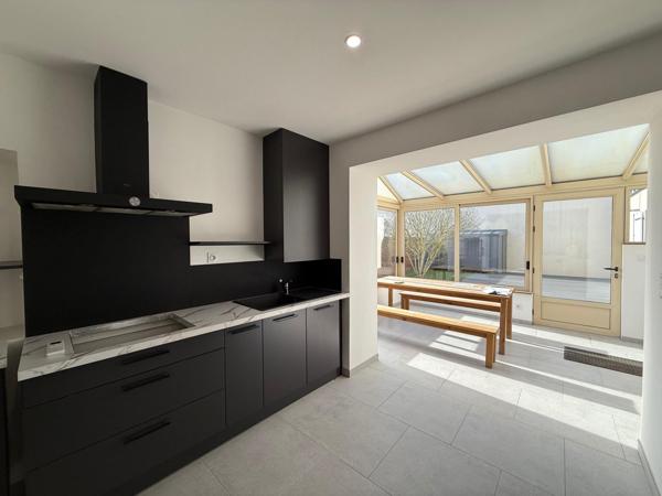 Maison entièrement rénovée – 171 m² – 4 chambres – Angers