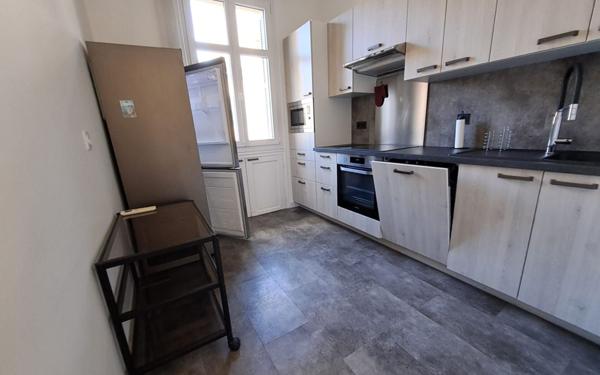 Appartement à louer    2 pièces • 62,25 m2 Nice