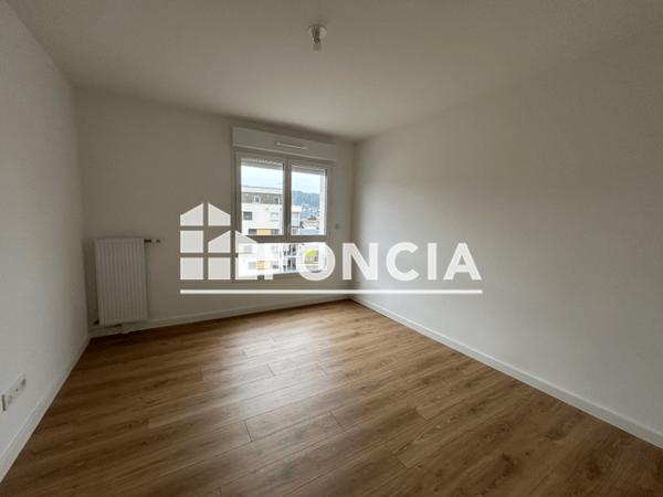 Location Appartement 3 pièces 58.29 m² - Maromme 76150