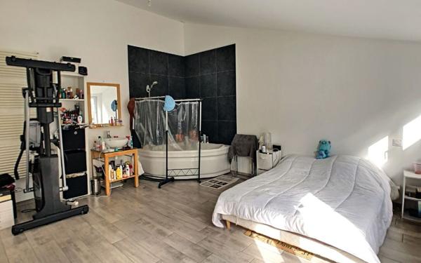 Maison à louer    3 pièces •  Le Vernet