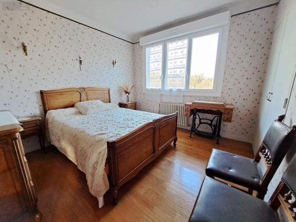 Maison à vendre à Craon en Mayenne (53400), ref : 076/2734-PIN