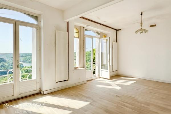 Maison de maître à Liverdun (2 à 3 logements – vue exceptionnelle) - 9 pièces pour 215 m2