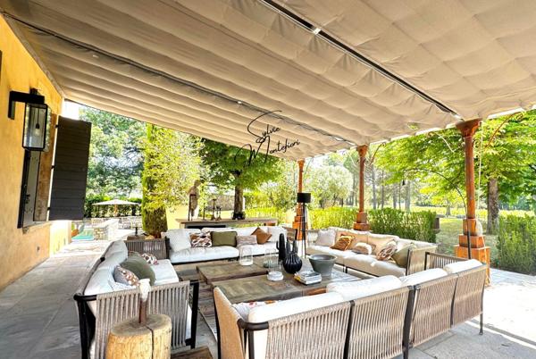 Maison 15 pièces - 700 m² Bien prestige