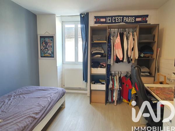 Maison à vendre 8 pièces 165 m² Chasseneuil-sur-Bonnieure