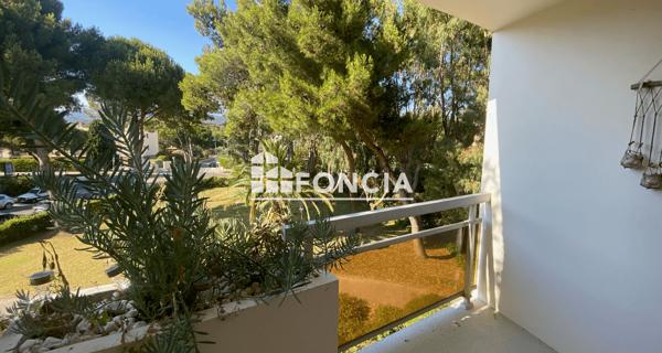 À vendre Studio 25.25 m² - Bormes-les-mimosas 83230