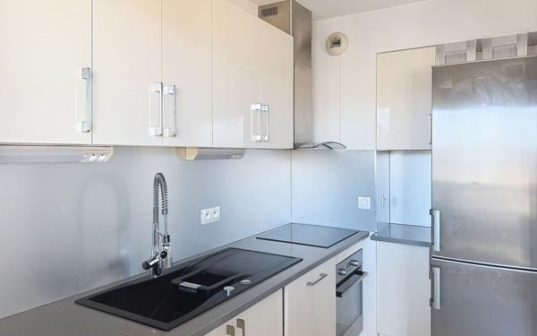 Appartement à vendre    3 pièces • 61,29 m2 Nice