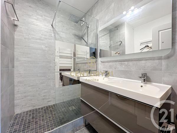 Appartement T3 à vendre  3 pièces - 74 m2 LA MADELEINE - 59