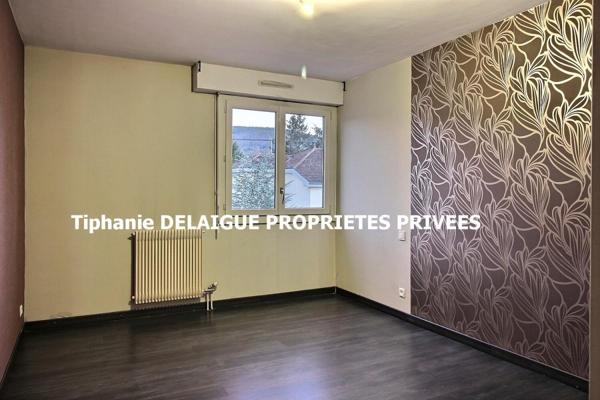 Le Chambon Feugerolles 42500 appartement de 87m² 2 chambres au 3ème étage sur 3, CAVE ET GARAGE