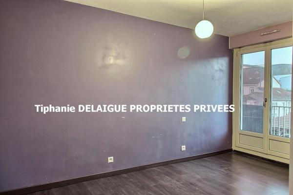 Le Chambon Feugerolles 42500 appartement de 87m² 2 chambres au 3ème étage sur 3, CAVE ET GARAGE