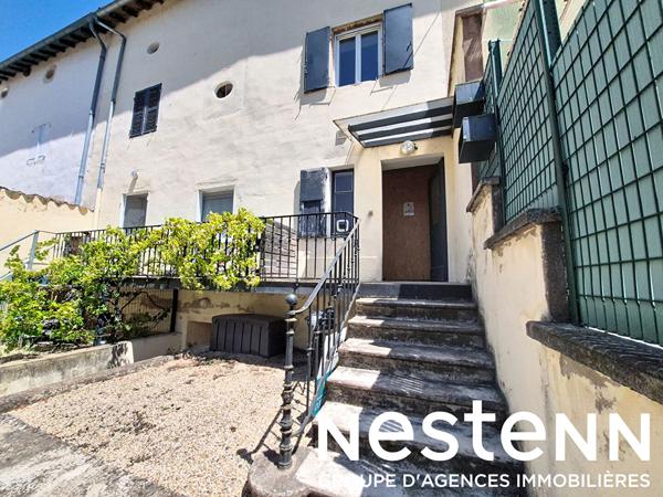 Bel Appartement de type 3 avec Terrasse - Crêches Sur Saône (71680) .