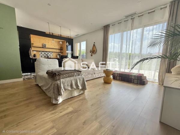 Maison récente de plain-pied avec logement indépendant