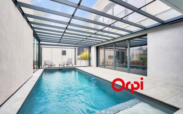 Maison à vendre    6 pièces •  Charbonnières-les-Bains