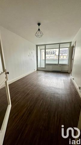 Appartement 1 pièce de 38 m² à Paris (75013)