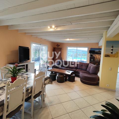 Maison de maître de 232 m2, 5chambres sur 2 hectares