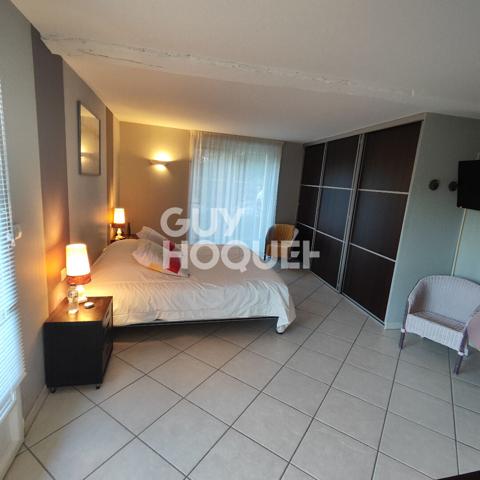 Maison de maître de 232 m2, 5chambres sur 2 hectares