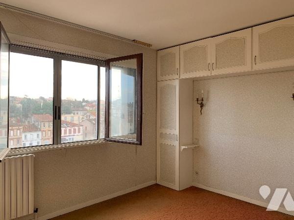 T3 Guilheméry avec parking