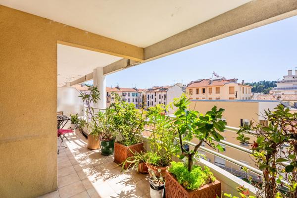 Appartement à NICE, 06300 - 3 pièces 85m²